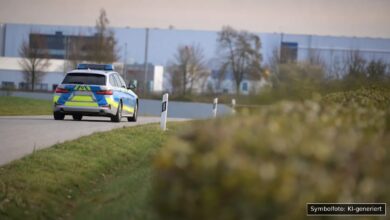 KI-generiertes Symbolfoto zu Polizeieinsatz / Ermittlungsverfahren bei Niederbayern