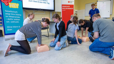 Beitragsbild zu Welt-Erste-Hilfe-Tag: DRK und Jugendrotkreuz fordern Erste-Hilfe-Unterricht für alle Schüler