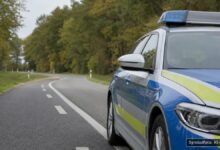 KI-generiertes Symbolfoto zu Verkehrsunfall bei Oberottmarshausen