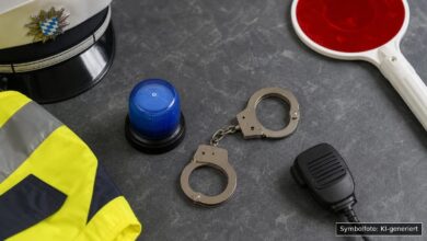KI-generiertes Symbolfoto zu Verkehrskontrolle bei Buttenwiesen