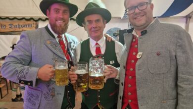 Beitragsbild zu 150 Jahre „Verein der Bayern in Berlin“: Delegation aus Günzburg feiert mit