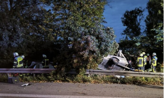 Unfall auf der B16 bei Haunsstetten.