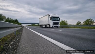 KI-generiertes Symbolfoto zu Verkehrskontrolle / Verstoß gegen das Fahrpersonalgesetz bei Parkplatz Aumühle an der A7, Memmingen