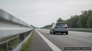 KI-generiertes Symbolfoto zu Verkehrsunfall bei Anschlussstelle Memmingen-Ost, A96