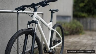 KI-generiertes Symbolfoto zu Fahrraddiebstahl bei Aichach, Gerhauserstraße