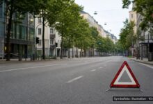 KI-generiertes Symbolfoto zu Verkehrskontrollen bei Augsburg