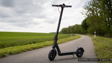 KI-generiertes Symbolfoto zu Polizeieinsatz / Verkehrskontrolle bei Allmendingen
