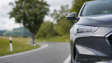 KI-generiertes Symbolfoto zu Verkehrsunfall bei K3009 zwischen Aufhausen und Großkuchen