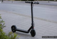 KI-generiertes Symbolfoto zu Verkehrskontrolle bei Gögginger Straße, Augsburg