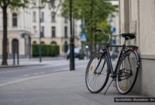 KI-generiertes Symbolfoto zu Trunkenheitsfahrt mit Fahrrad bei Augsburg-Innenstadt, Riedingerstraße