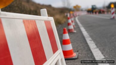 KI-generiertes Symbolfoto zu Verkehrsbehinderung / Baustelle bei Adenauerbrücke, B 10, Ulm/Neu-Ulm