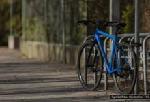 KI-generiertes Symbolfoto zu Fahrraddiebstahl bei Pfersee, Augsburg