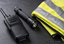 KI-generiertes Symbolfoto zu Grenzpolizeiliche Kontrolle / Einreiseverweigerung bei Flughafen Memmingen, Memmingerberg