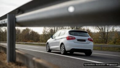 KI-generiertes Symbolfoto zu Verkehrsunfall bei Friedberg