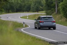 KI-generiertes Symbolfoto zu Gefährliches Überholmanöver bei B308 zwischen Ratholz und Immenstadt