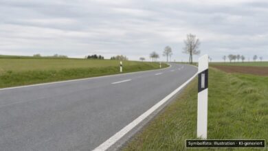 KI-generiertes Symbolfoto zu Verkehrsunfall bei Großkötz