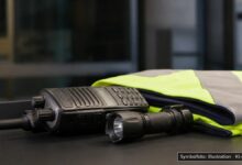 KI-generiertes Symbolfoto zu Begrüßung von Polizeinachwuchs bei Nürnberg