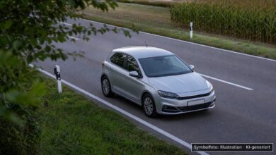KI-generiertes Symbolfoto zu Verkehrskontrolle mit Alkoholverdacht bei Kötz