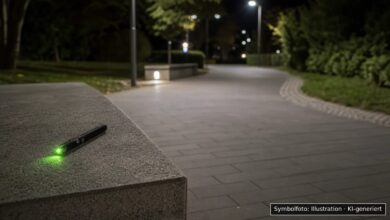 KI-generiertes Symbolfoto zu Polizeieinsatz bei Kriegshaber, Augsburg
