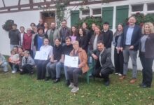 Beitragsbild zu Kulturpreis des Landkreises Günzburg: Wintertheater Bubesheim und „Geschichtsorte Günzburg“ ausgezeichnet