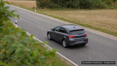 KI-generiertes Symbolfoto zu Verkehrsunfall unter Alkohol- und Drogeneinfluss bei Lindenberg