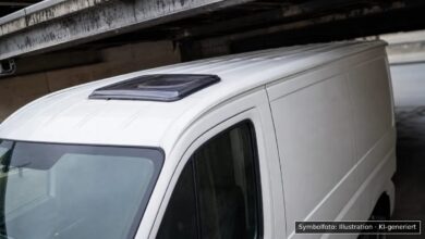 KI-generiertes Symbolfoto zu Verkehrsunfall bei Nördlingen, Kaiserwiese