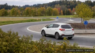 KI-generiertes Symbolfoto zu Verkehrsunfallflucht bei Oberstdorf