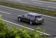 KI-generiertes Symbolfoto zu Fahrzeugkontrolle mit Bargeldsicherstellung bei Passau, Bundesautobahn A3