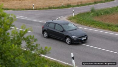 KI-generiertes Symbolfoto zu Verkehrsunfall bei Riem, München