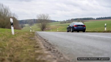 KI-generiertes Symbolfoto zu Verkehrsunfall bei Markt Rettenbach (Höhe Lannenberg)