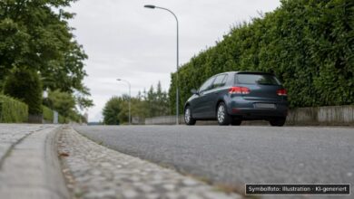 KI-generiertes Symbolfoto zu Verkehrsunfallflucht bei Füssen