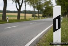KI-generiertes Symbolfoto zu Verkehrsunfall mit Unfallflucht unter Alkoholeinfluss bei Senden