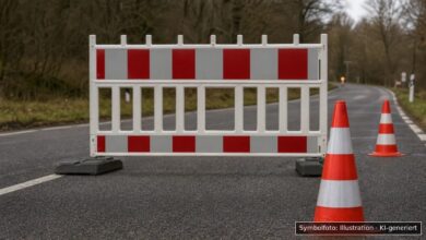 KI-generiertes Symbolfoto zu Straßensperrung bei Balzhausen und Memmenhausen