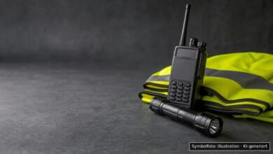 KI-generiertes Symbolfoto zu Polizeieinsatz bei Wiesthal, Landkreis Main-Spessart