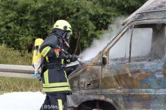 Fahrzeugbrand A8 Zusmarshausen Burgau 29092022 10