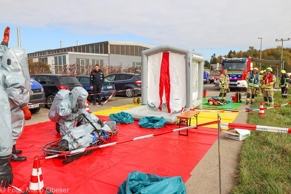 Große Katastrophenschutz-Übung bei Firma Rigdon in Günzburg