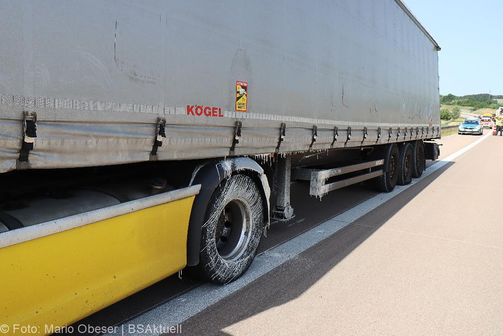 A8 Vinylkleber Sattelzug Günzburg Burgau 18062022