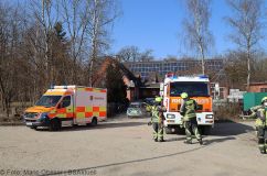 Günzburg - Lkw kippt Baustelle Bahnbrücke 21032022 5