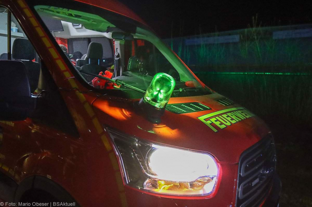 Ein ungewöhnlicher Verkehrsunfall ereignete sich am Samstagabend, den 7. Dezember 2024, in Jettingen-Scheppach.