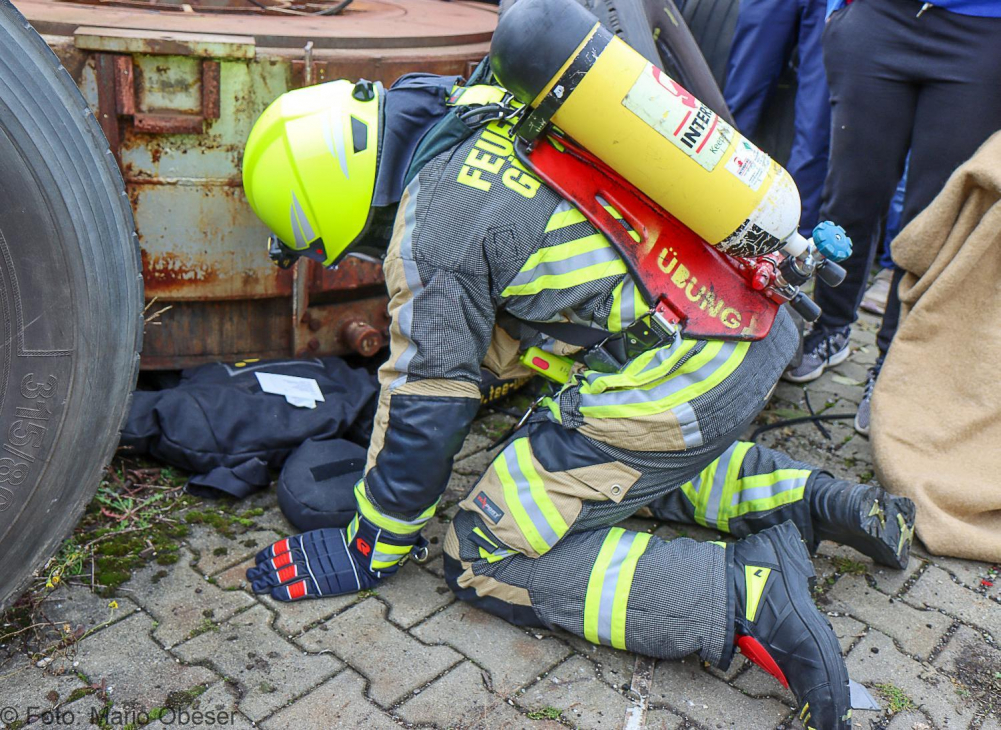 Große Katastrophenschutz-Übung bei Firma Rigdon in Günzburg