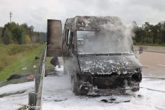 Fahrzeugbrand A8 Zusmarshausen Burgau 29092022 8