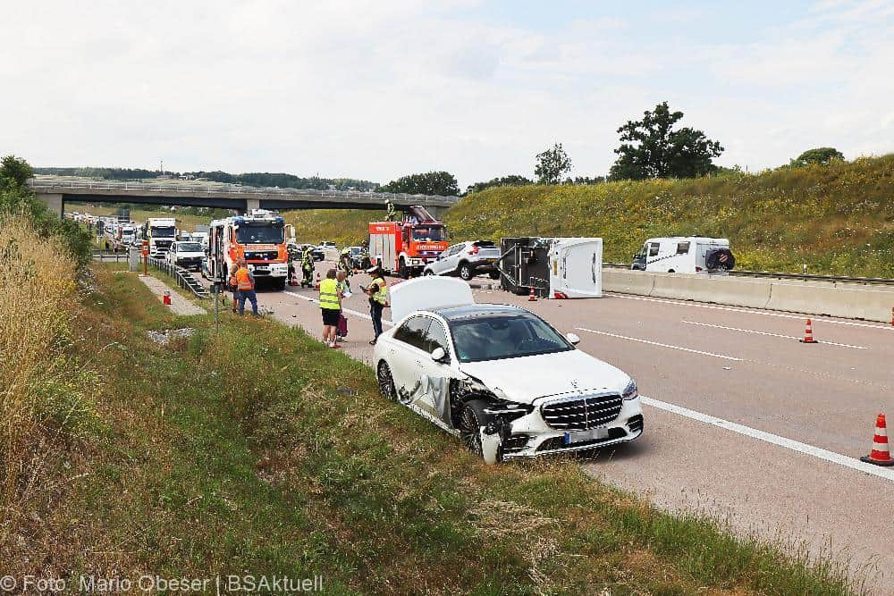 Unfall A8 Unterknöringen 29062022