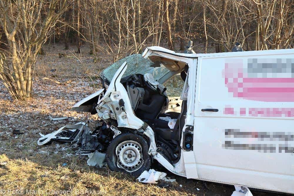 Am heutigen Freitagnachmittag, 19.01.2024, ereignete sich auf der Staatsstraße 2509, zwischen Leipheim und Unterfahlheim gegen 14.45 Uhr ein Verkehrsunfall mit schweren Folgen.