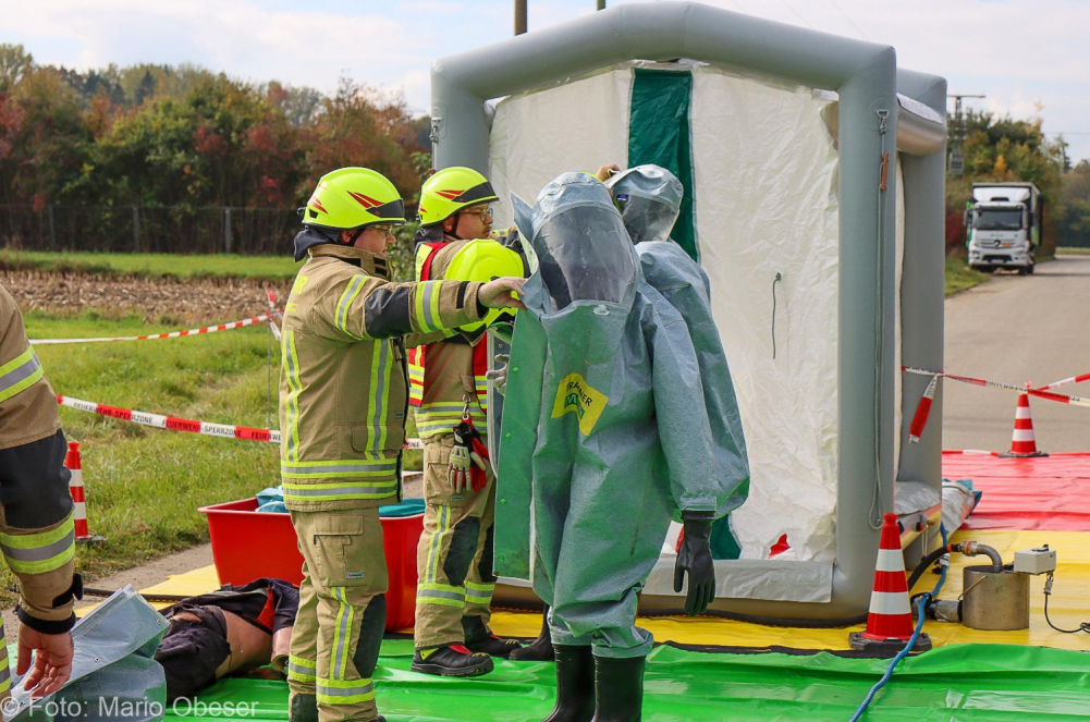 Große Katastrophenschutz-Übung bei Firma Rigdon in Günzburg