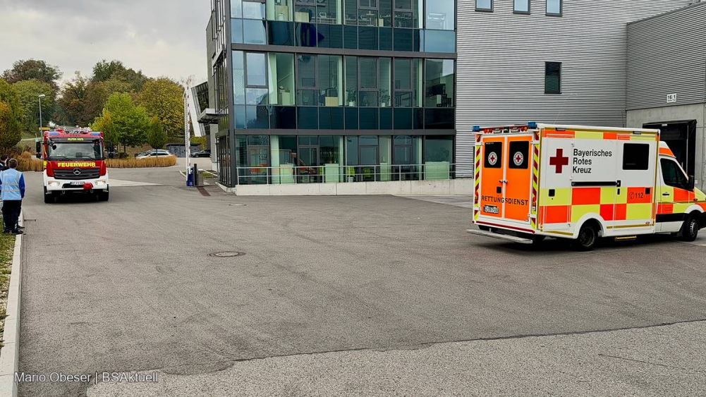 Übung Freiwillige Feuerwehr Ichenhausen und der Rettungsdienst 