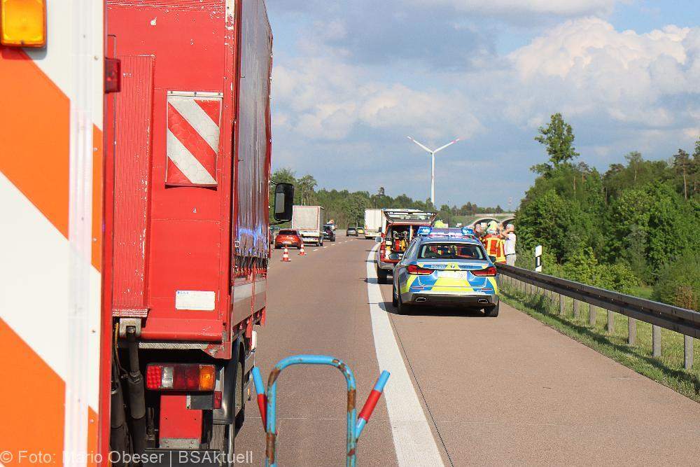 Unfall A8 Lkw Pkws Jettingen-Scheppach 13052022