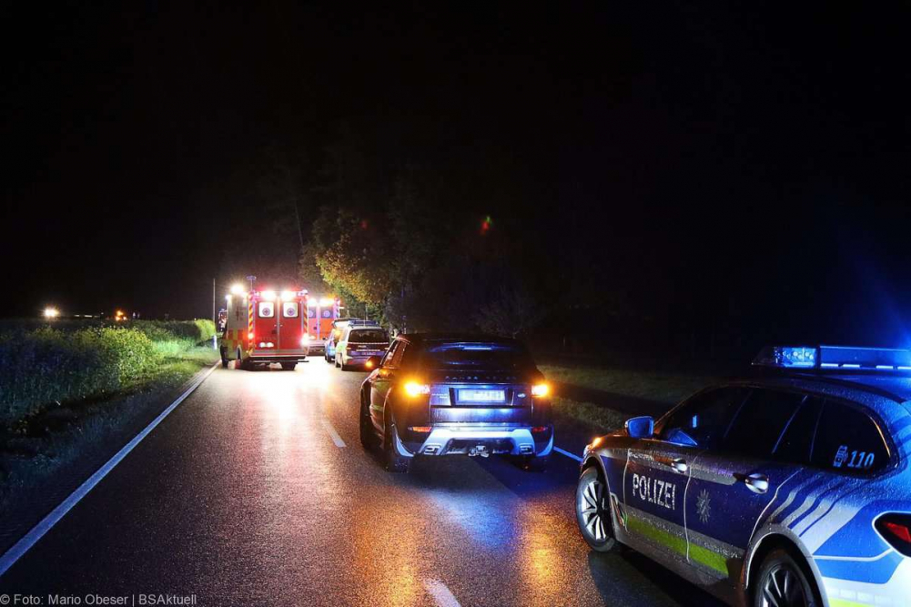 Am Dienstagabend, den 22. Oktober 2024, ereigneten sich kurz nach 21 Uhr auf der Kreisstraße GZ17, zwischen Jettingen und Goldbach, zwei aufeinanderfolgende Verkehrsunfälle.