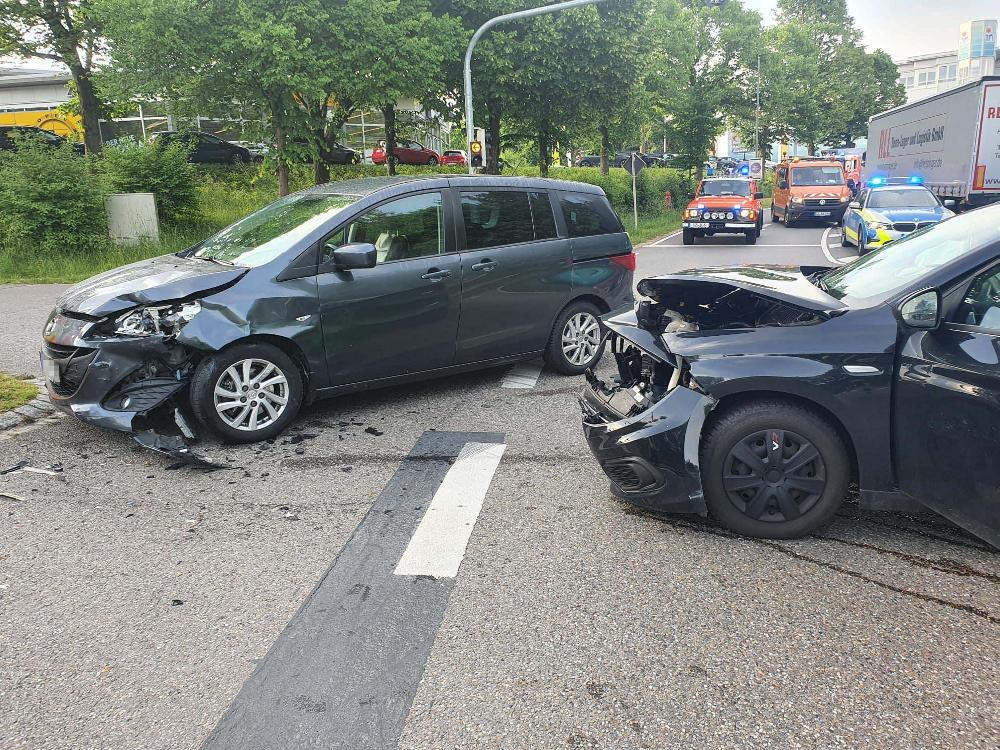 Unfall Günzburg Lindenallee Polizeiohr