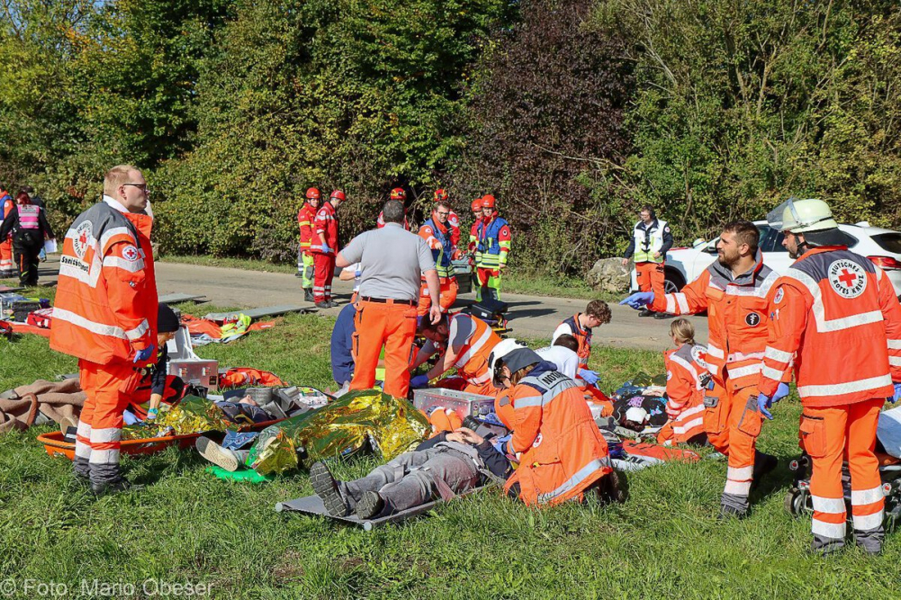 Große Katastrophenschutz-Übung bei Firma Rigdon in Günzburg