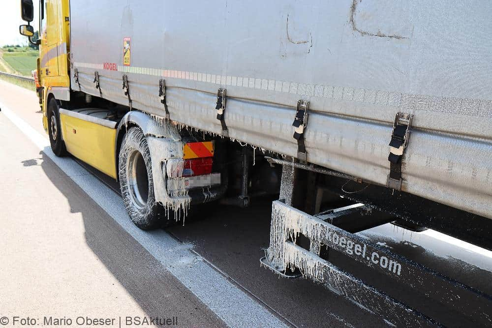 A8 Vinylkleber Sattelzug Günzburg Burgau 18062022